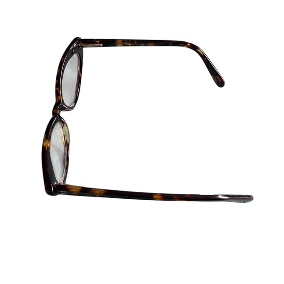 Tortoise Shell Cat-Eye Sunglasses - Picture 2 of 6